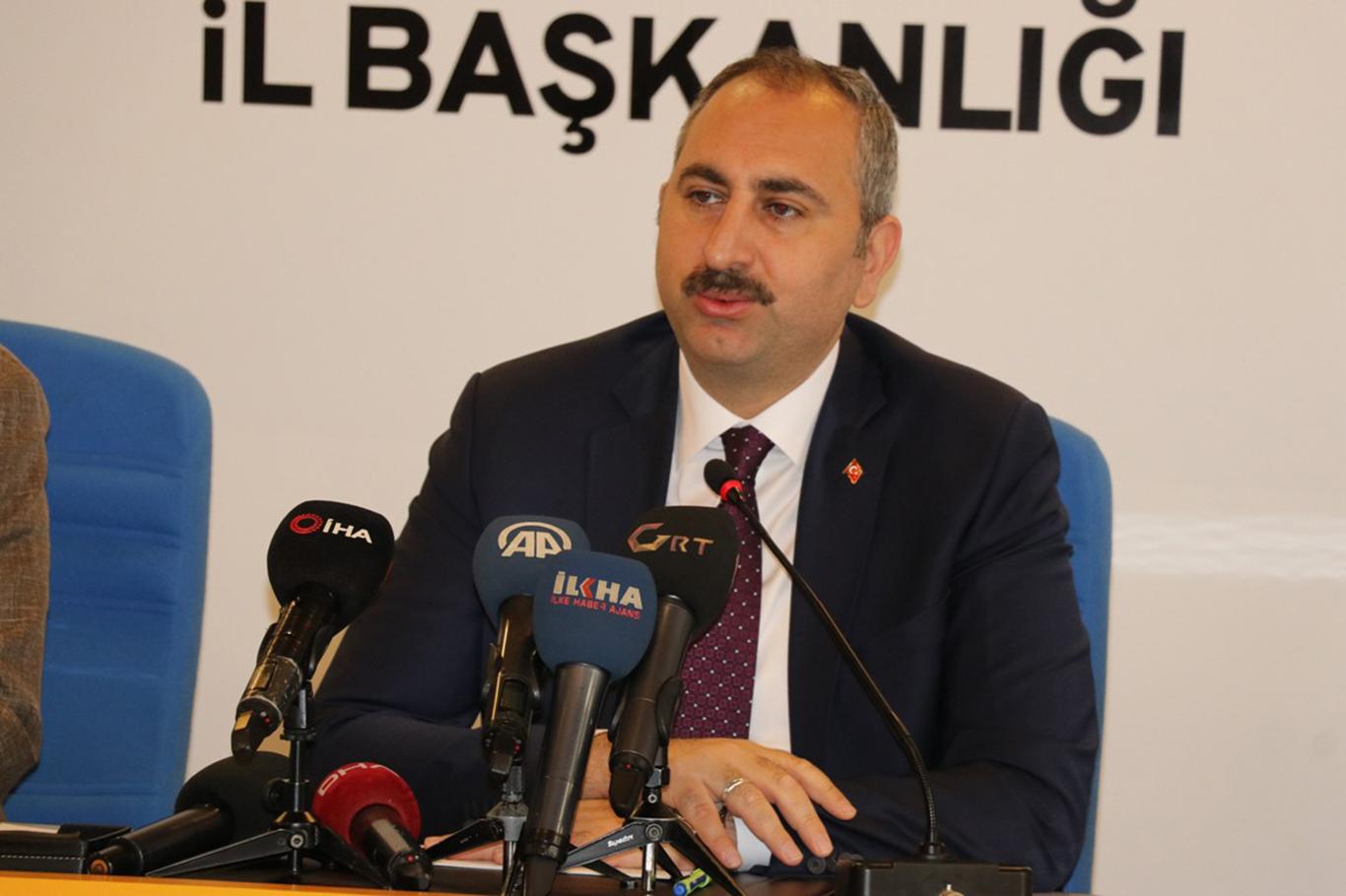 Adalet Bakanı Gül: Türkiye tökezlerse dünya mazlumlarının umudu tökezler Adalet Bakanı Gül: Türkiye tökezlerse dünya mazlumlarının umudu tökezler